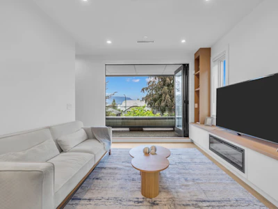 1-3436 Triumph Street - 2