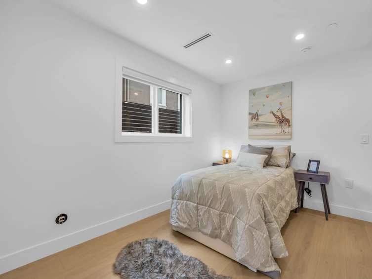 1-3436 Triumph Street, Vancouver, BC, V5K 1T8 - 29