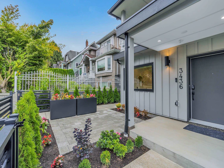 1-3436 Triumph Street, Vancouver, BC, V5K 1T8 - 39