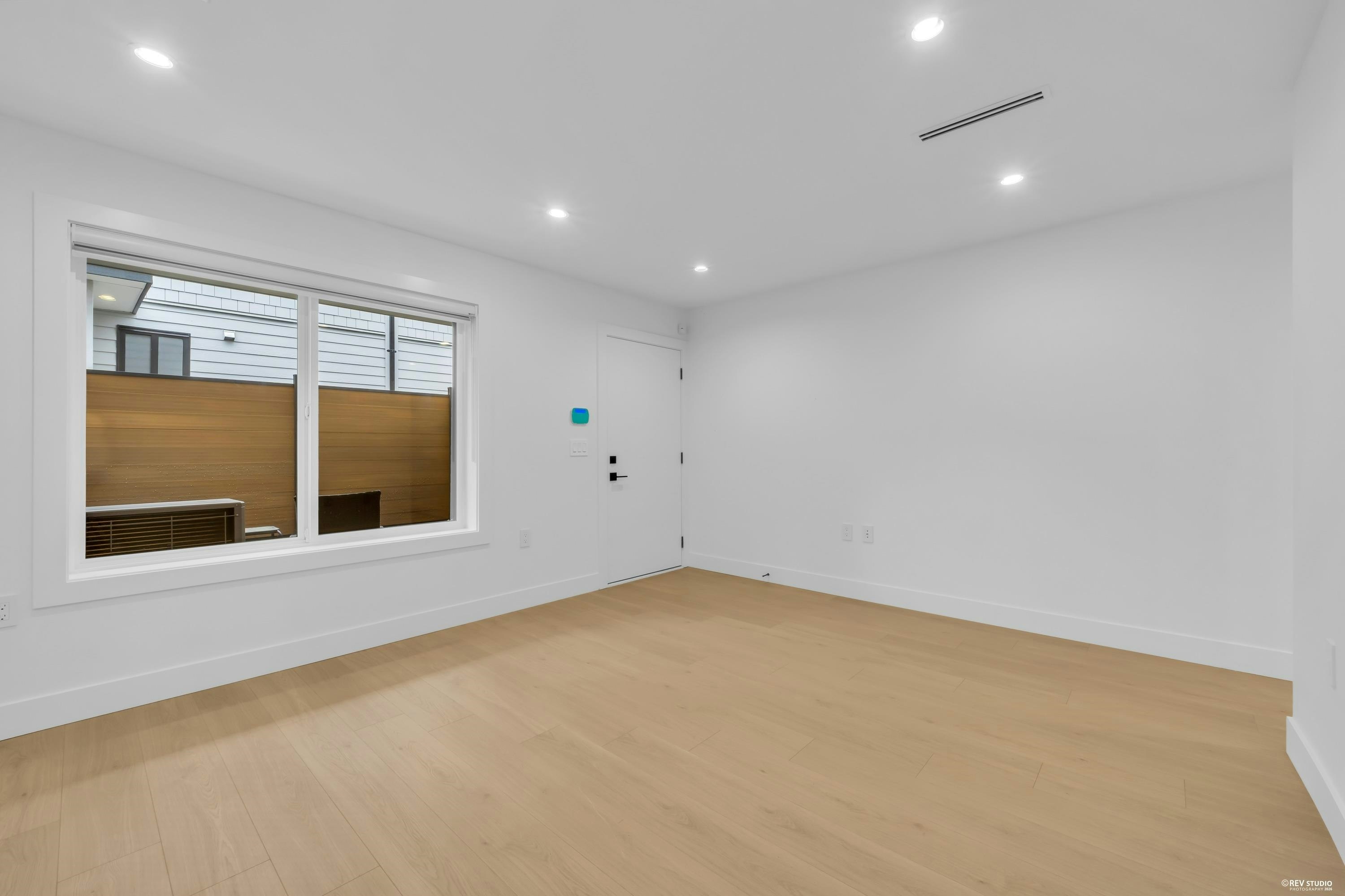 1-3436 Triumph Street, Vancouver, BC, V5K 1T8 - 30