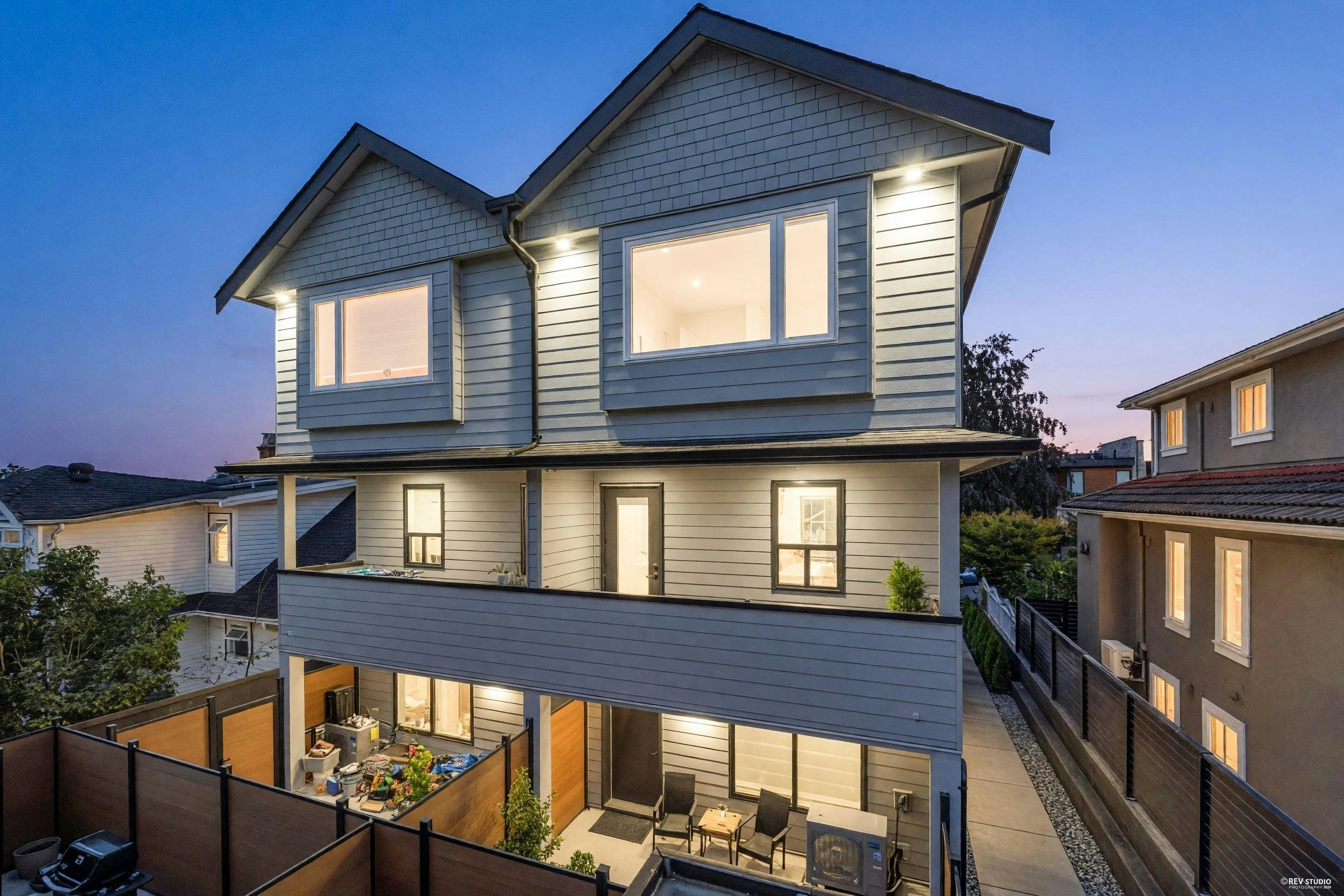 1-3436 Triumph Street, Vancouver, BC, V5K 1T8 - 40