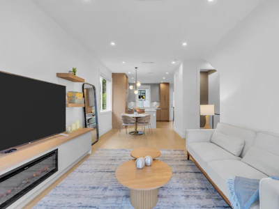 1-3436 Triumph Street - 5