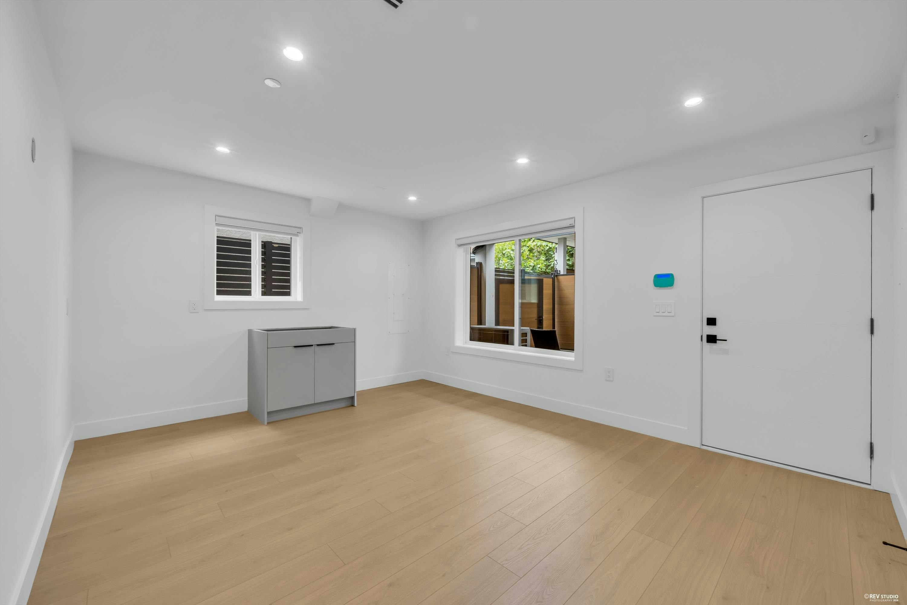 1-3436 Triumph Street, Vancouver, BC, V5K 1T8 - 31