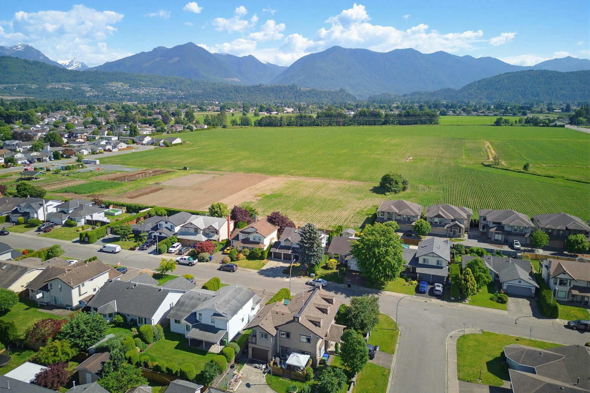 45170 Bluejay Avenue, Chilliwack, BC, V2R 2V2 - 40