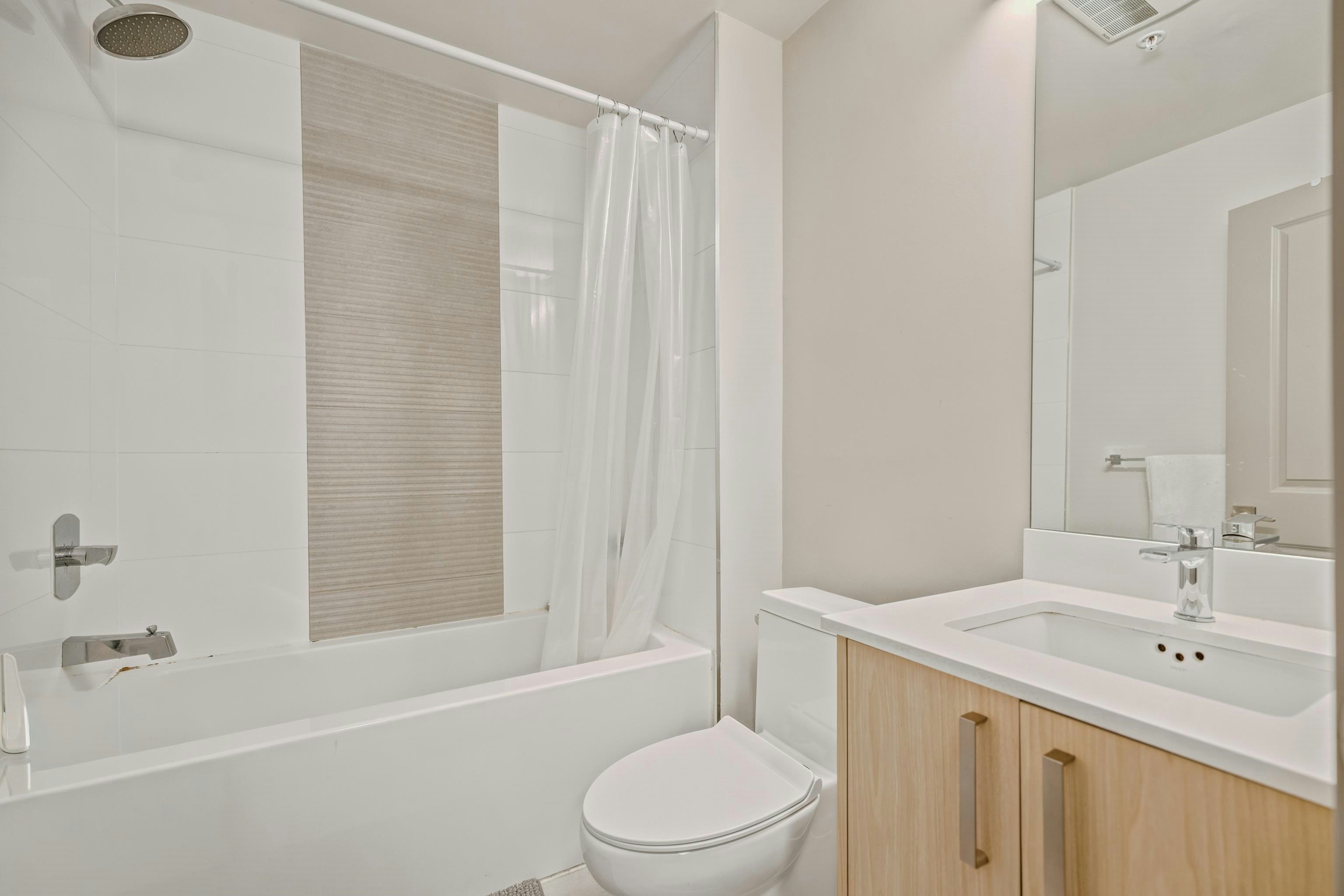 211-6968 Royal Oak Avenue, Burnaby, BC, V5J 4J3 - 17