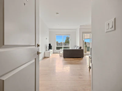 211-6968 Royal Oak Avenue - 3