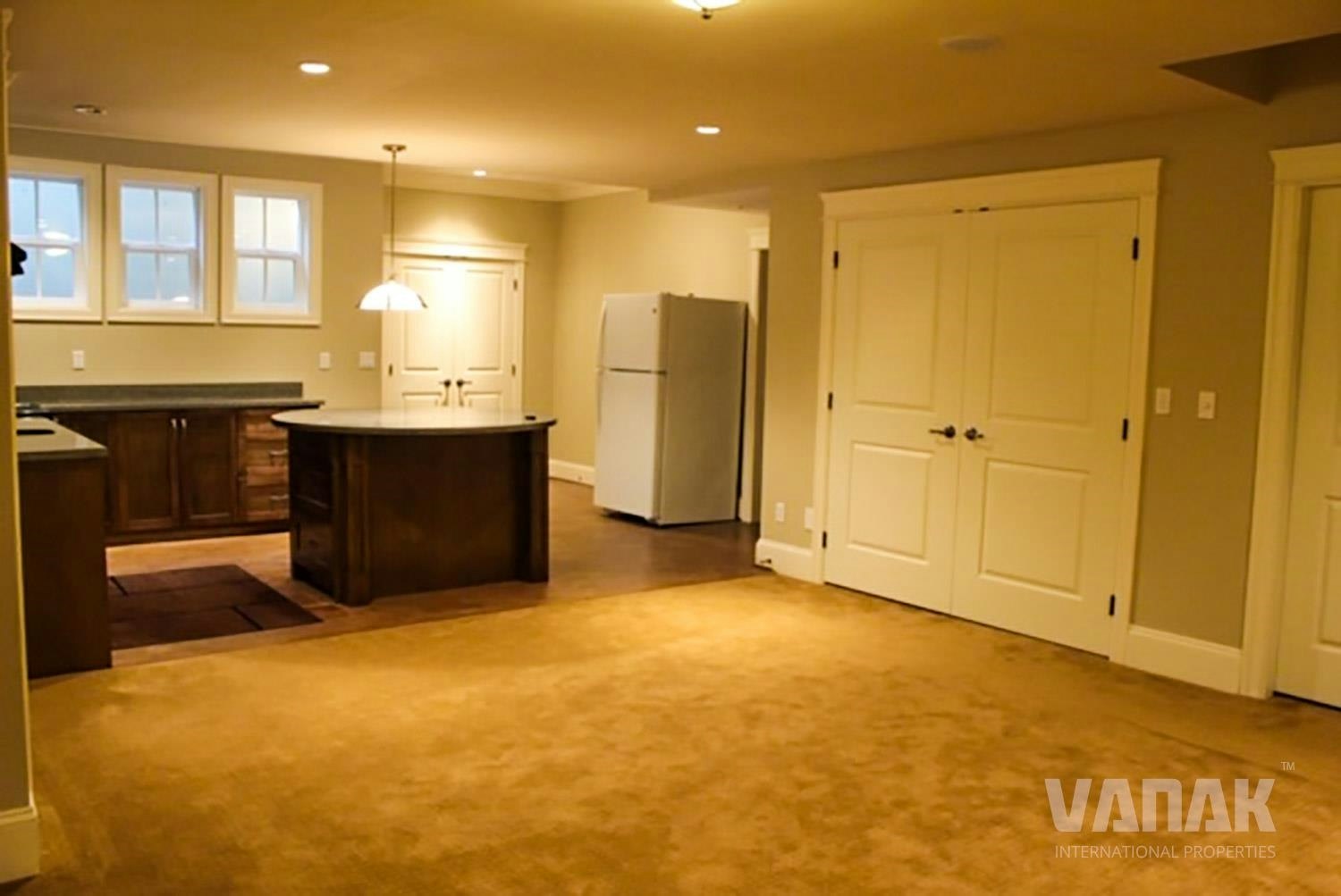 Basement-938 Handsworth Road, North Vancouver, BC, V7R 2A3 - 3