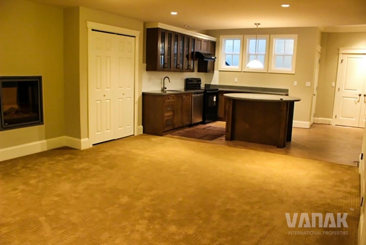 Basement-938 Handsworth Road, North Vancouver, BC, V7R 2A3 - 2