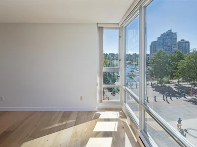 505-1067 Marinaside Crescent - 4