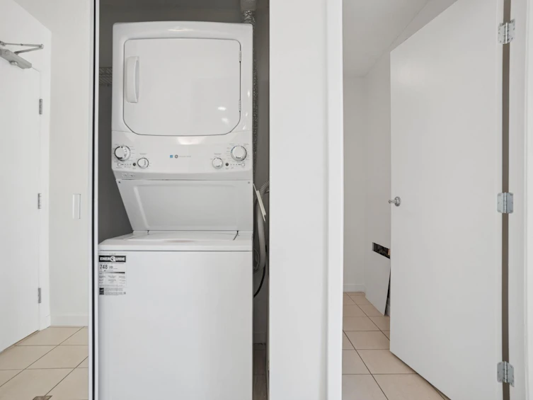 505-1067 Marinaside Crescent, Vancouver, BC, V6Z 3A4 - 24