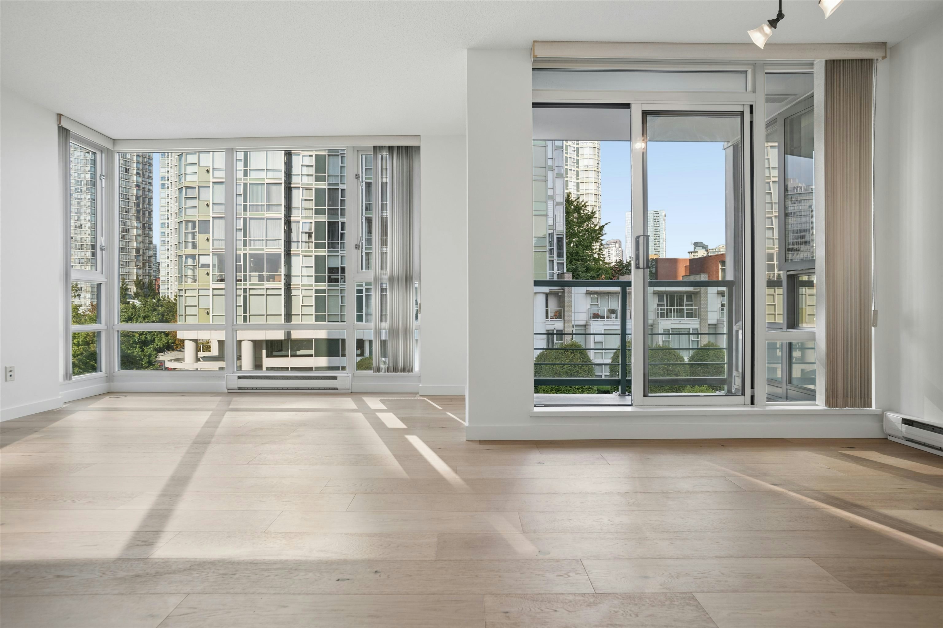 505-1067 Marinaside Crescent, Vancouver, BC, V6Z 3A4 - 6