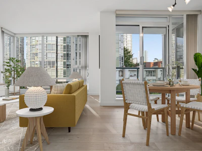 505-1067 Marinaside Crescent - 5