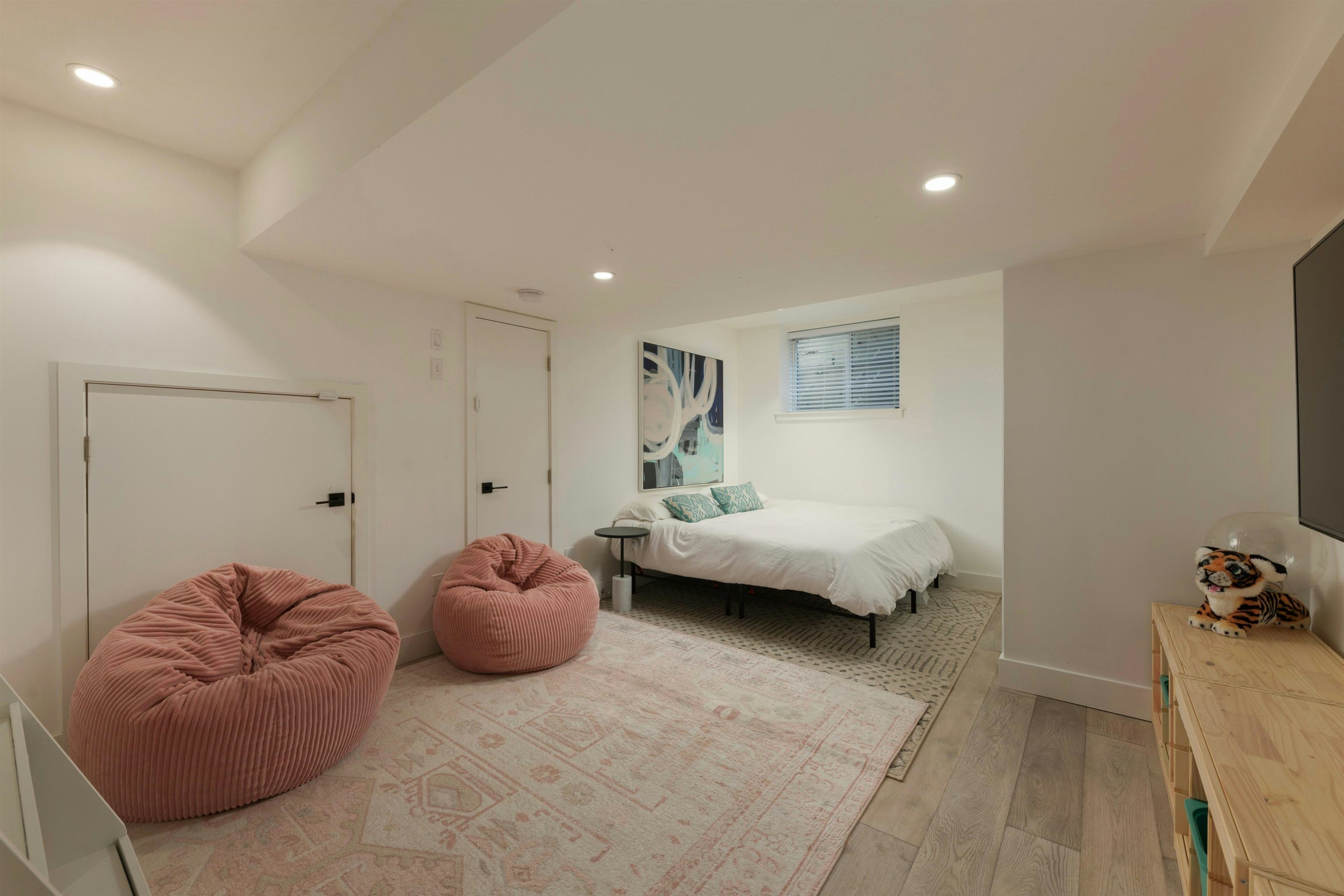 238 E 19th Street, North Vancouver, BC, V7L 2Z2 - 19
