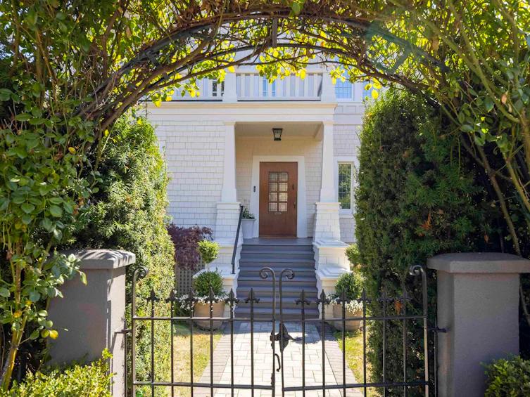 5112 Maple Street, Vancouver, BC, V6M 3T3 - 4
