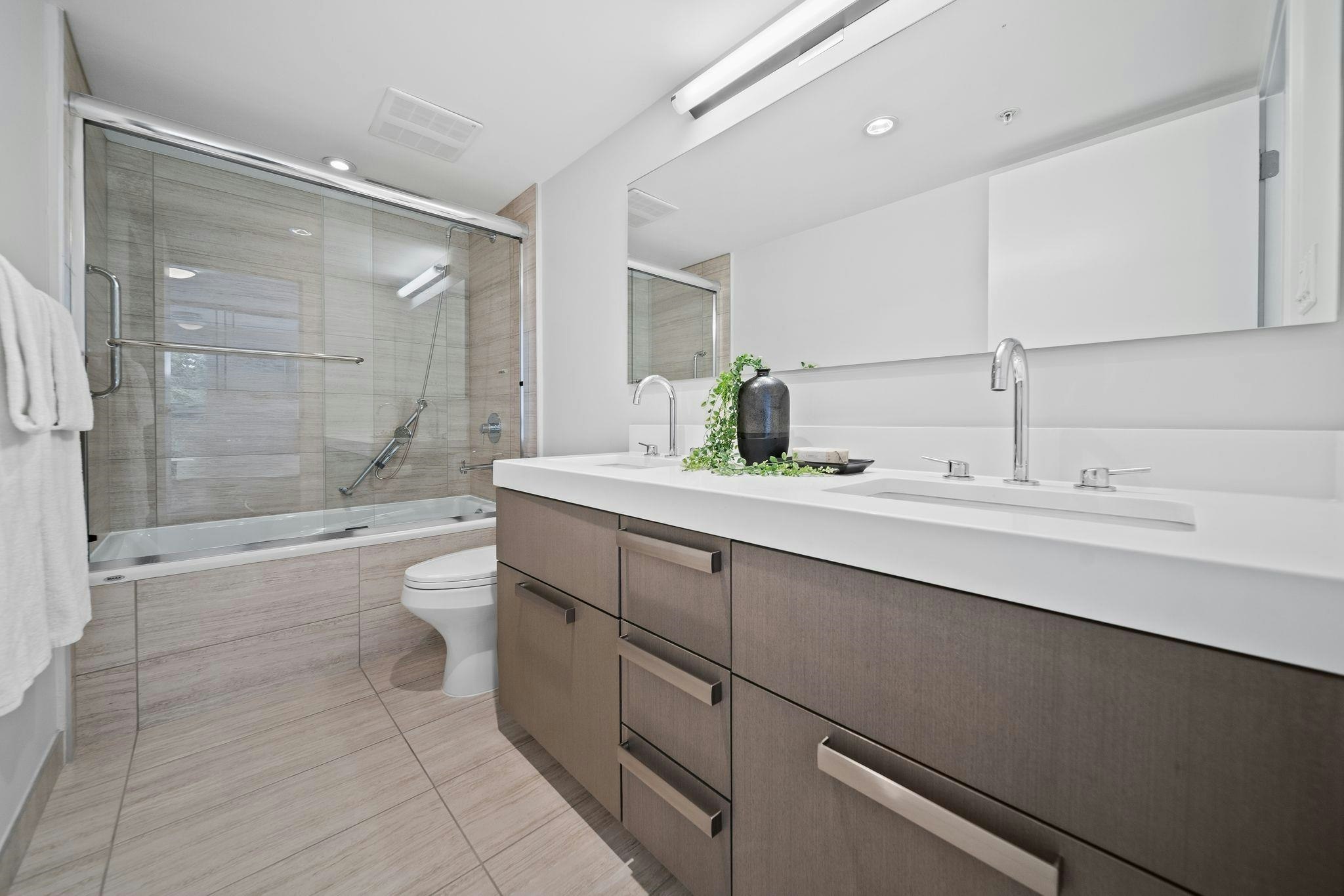 207-5555 Dunbar Street, Vancouver, BC, V6N 1W5 - 14