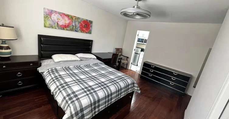 326 W 48th Avenue, Vancouver, BC, V5Y 2Z1