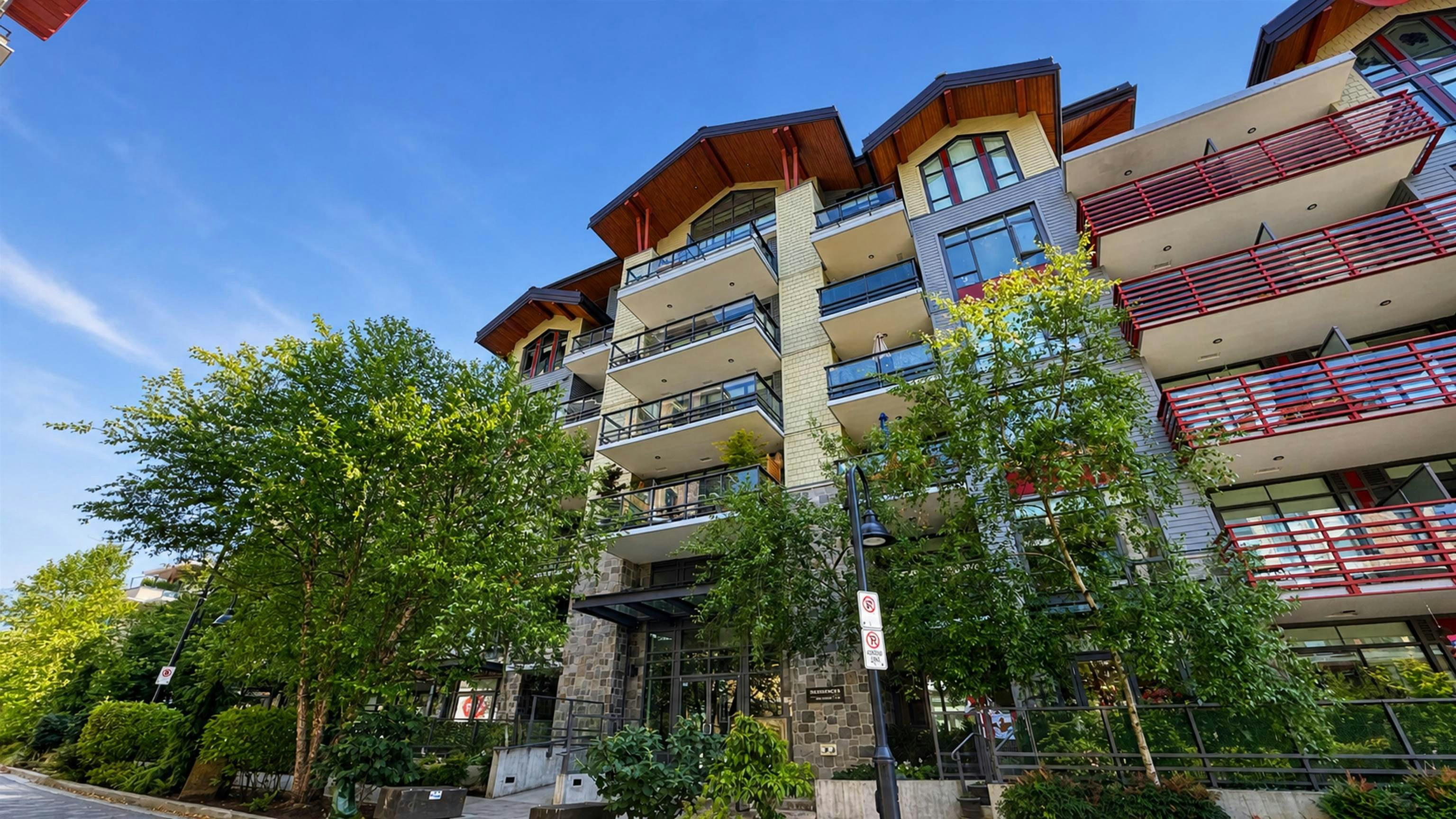 204-2738 Library Lane, North Vancouver, BC, V7J 0B3