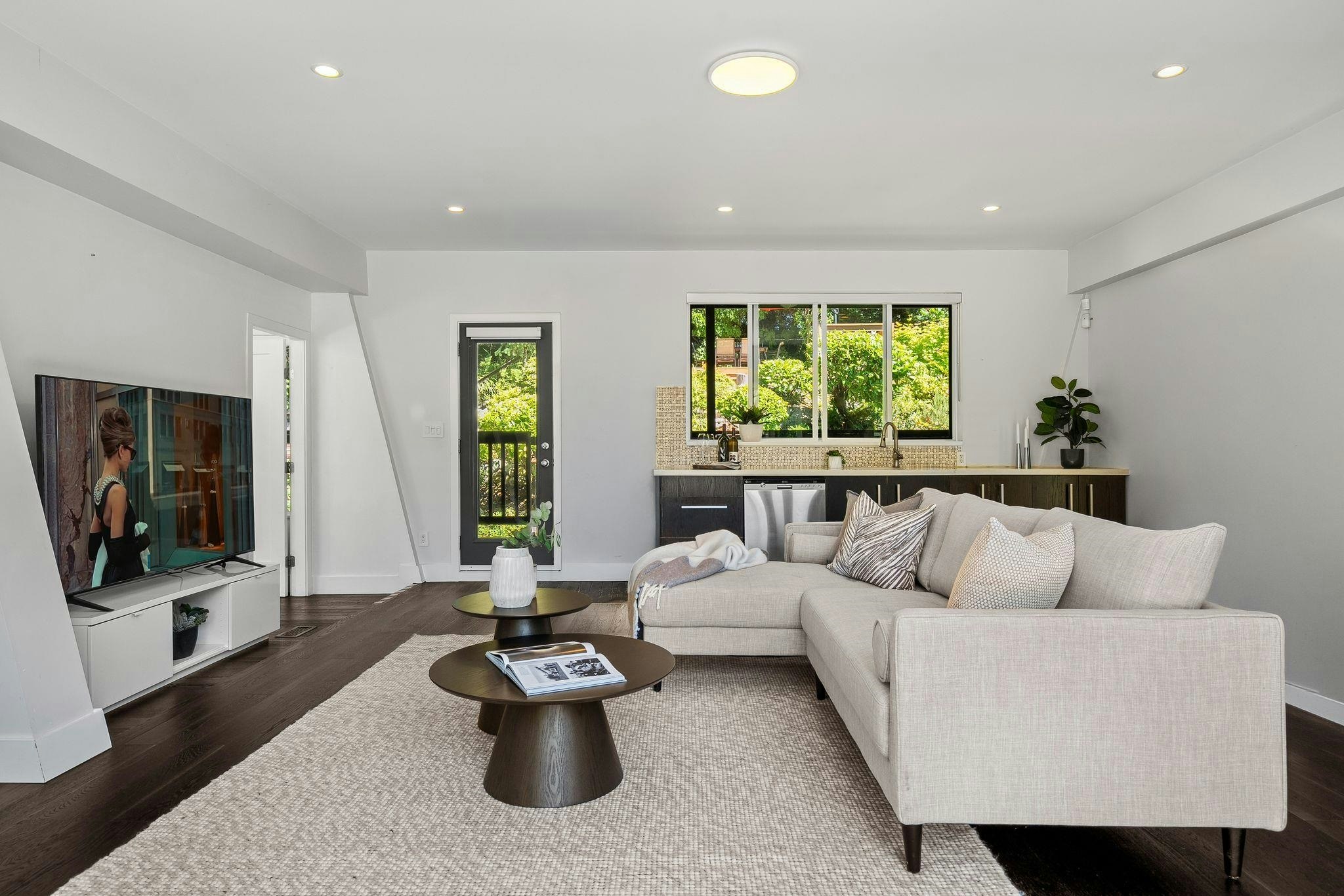 4066 Norwood Avenue, North Vancouver, BC, V7N 3R3 - 24