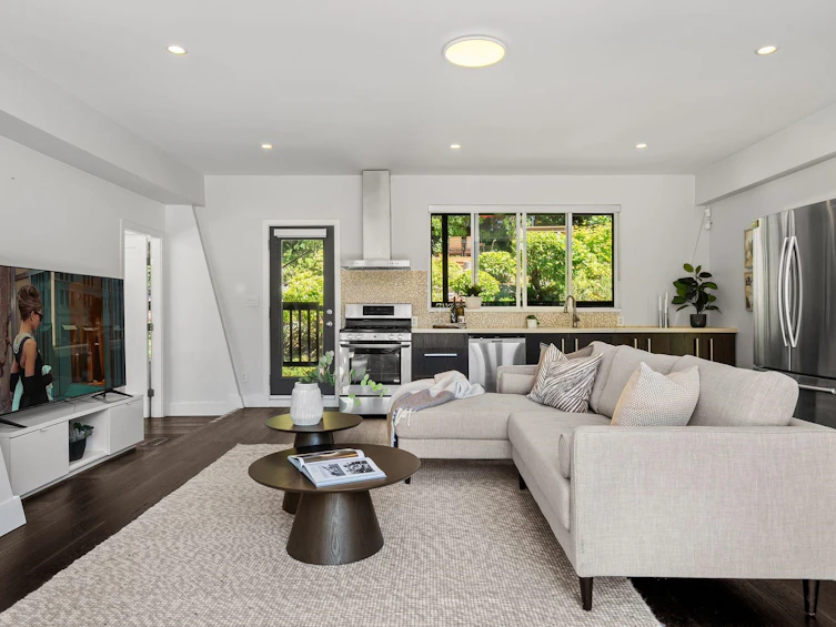 4066 Norwood Avenue, North Vancouver, BC, V7N 3R3 - 23