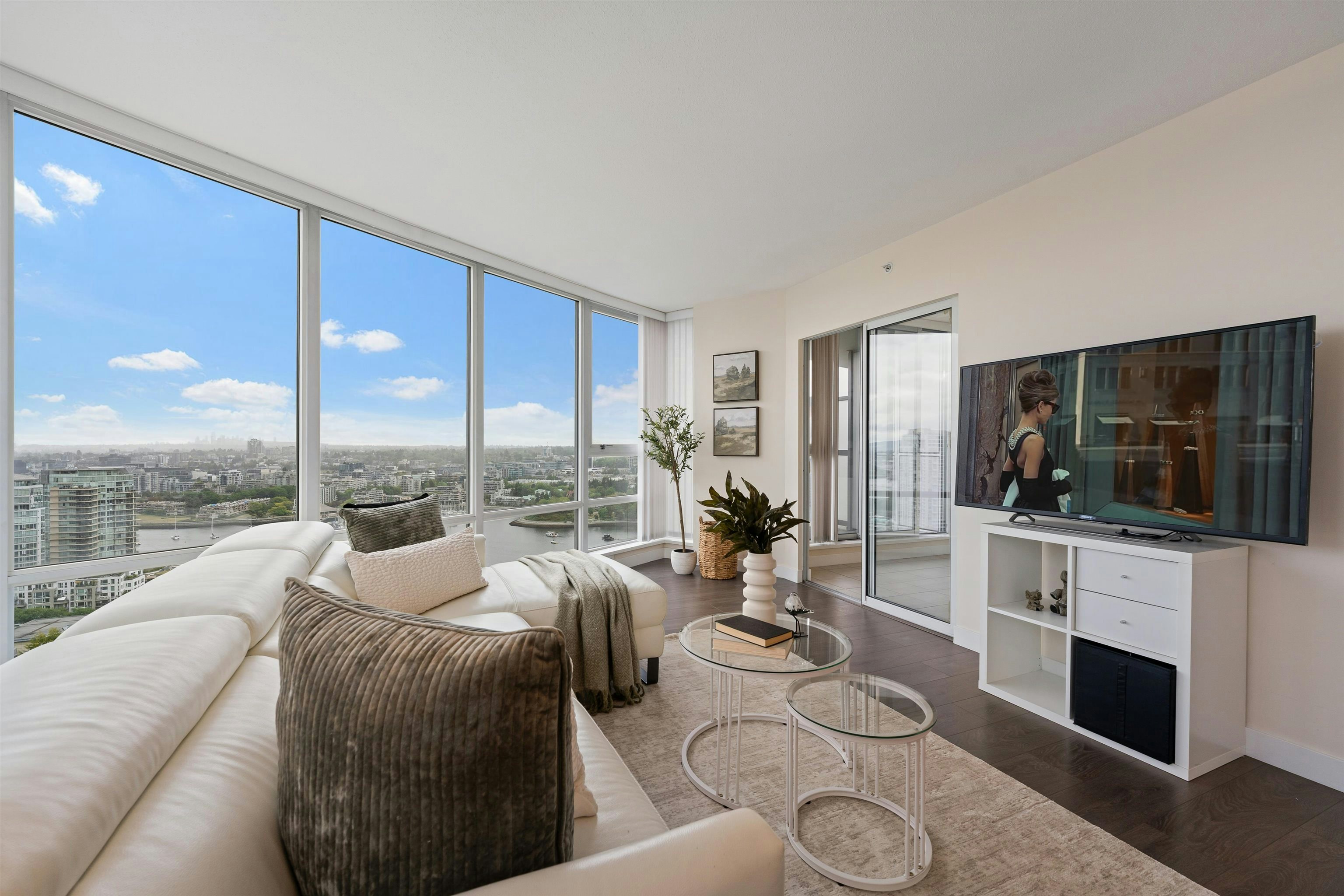 3007-1408 Strathmore Mews - 5