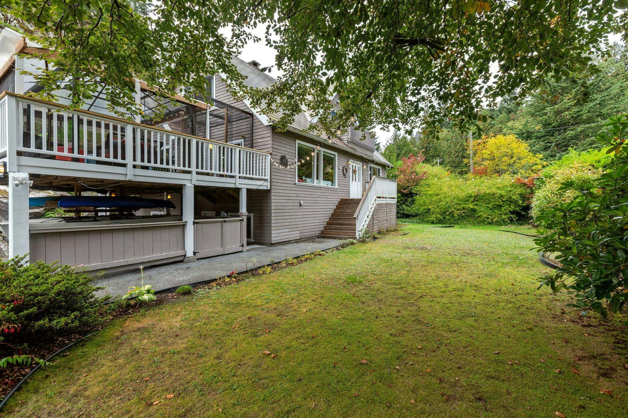 5607 Eagle Harbour Road, West Vancouver, BC, V7W 1P4 - 3