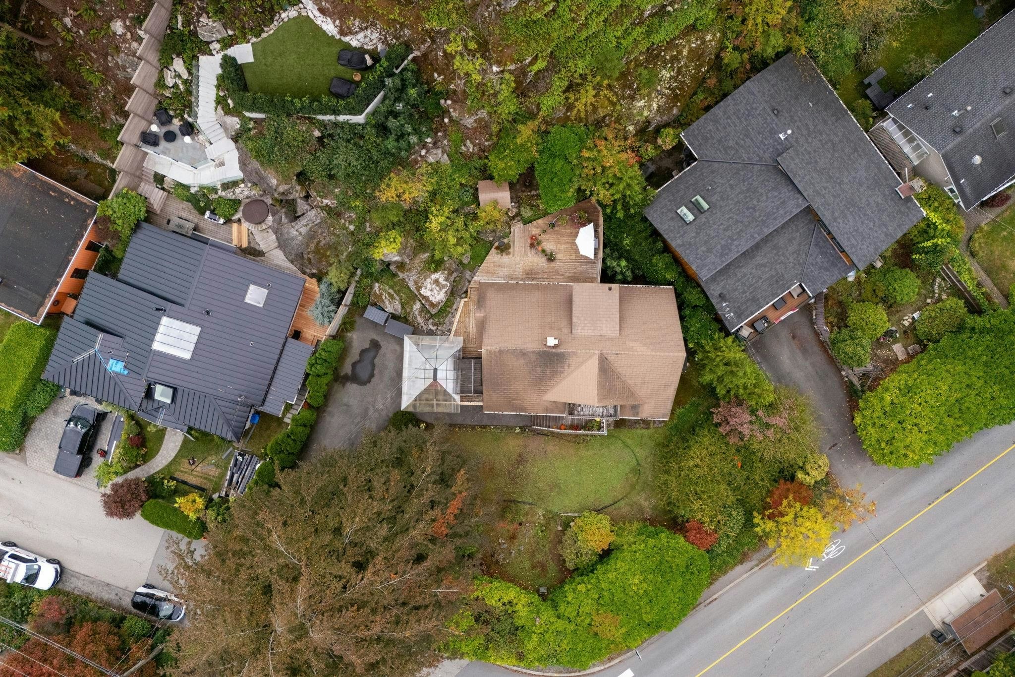 5607 Eagle Harbour Road, West Vancouver, BC, V7W 1P4 - 38