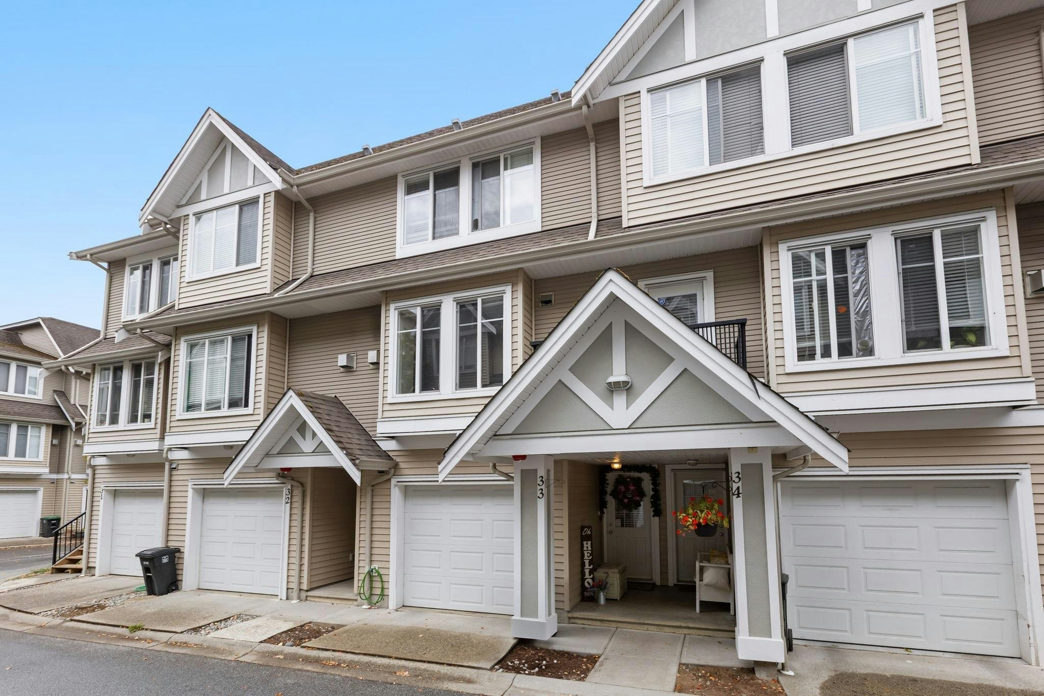 33-19141 124 Avenue, Pitt Meadows, BC, V3Y 2V6 - 2