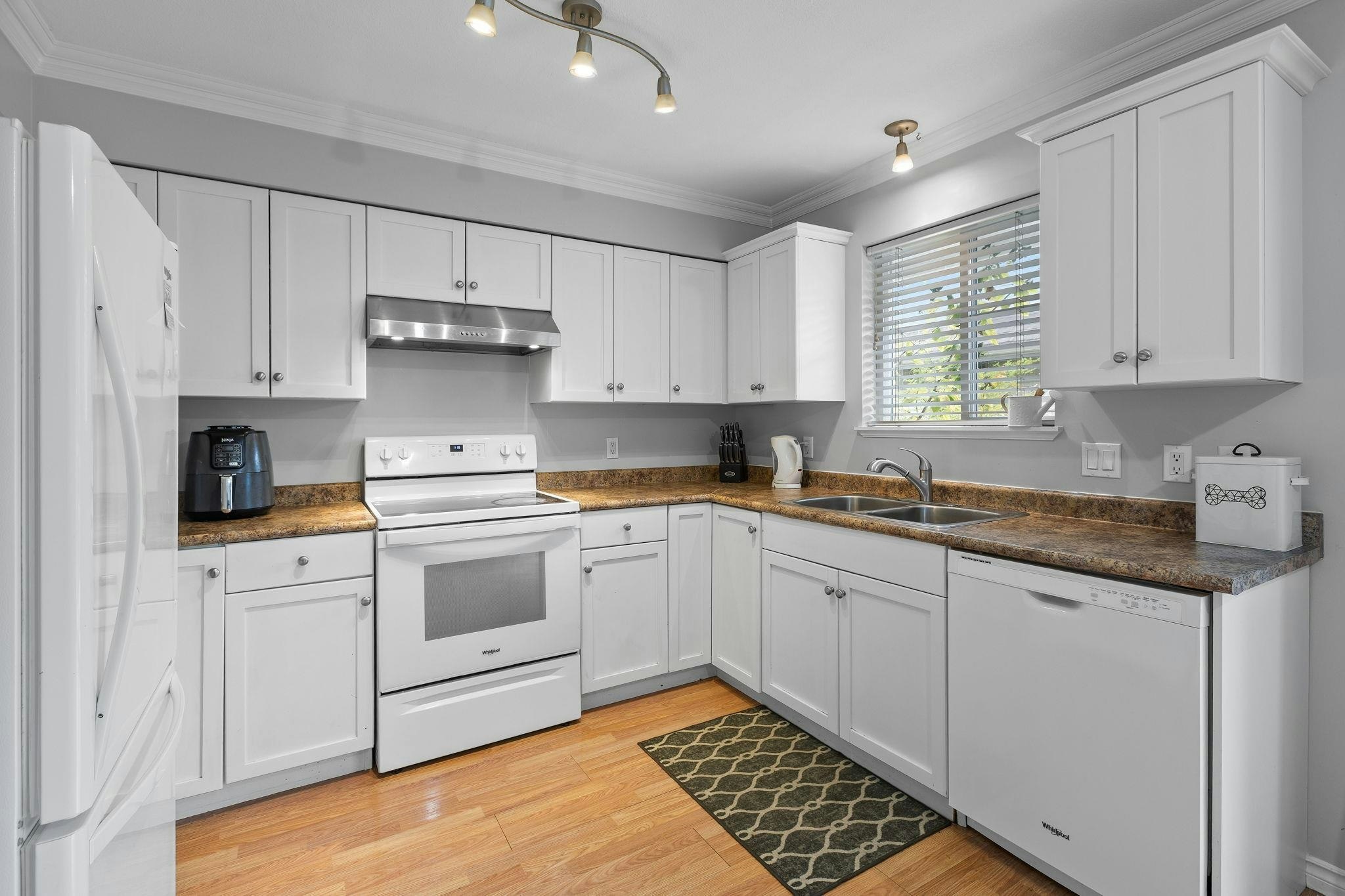33-19141 124 Avenue, Pitt Meadows, BC, V3Y 2V6 - 16