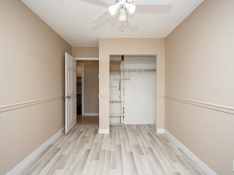 19751 54a Avenue, Langley, BC, V3A 3W4 - 13
