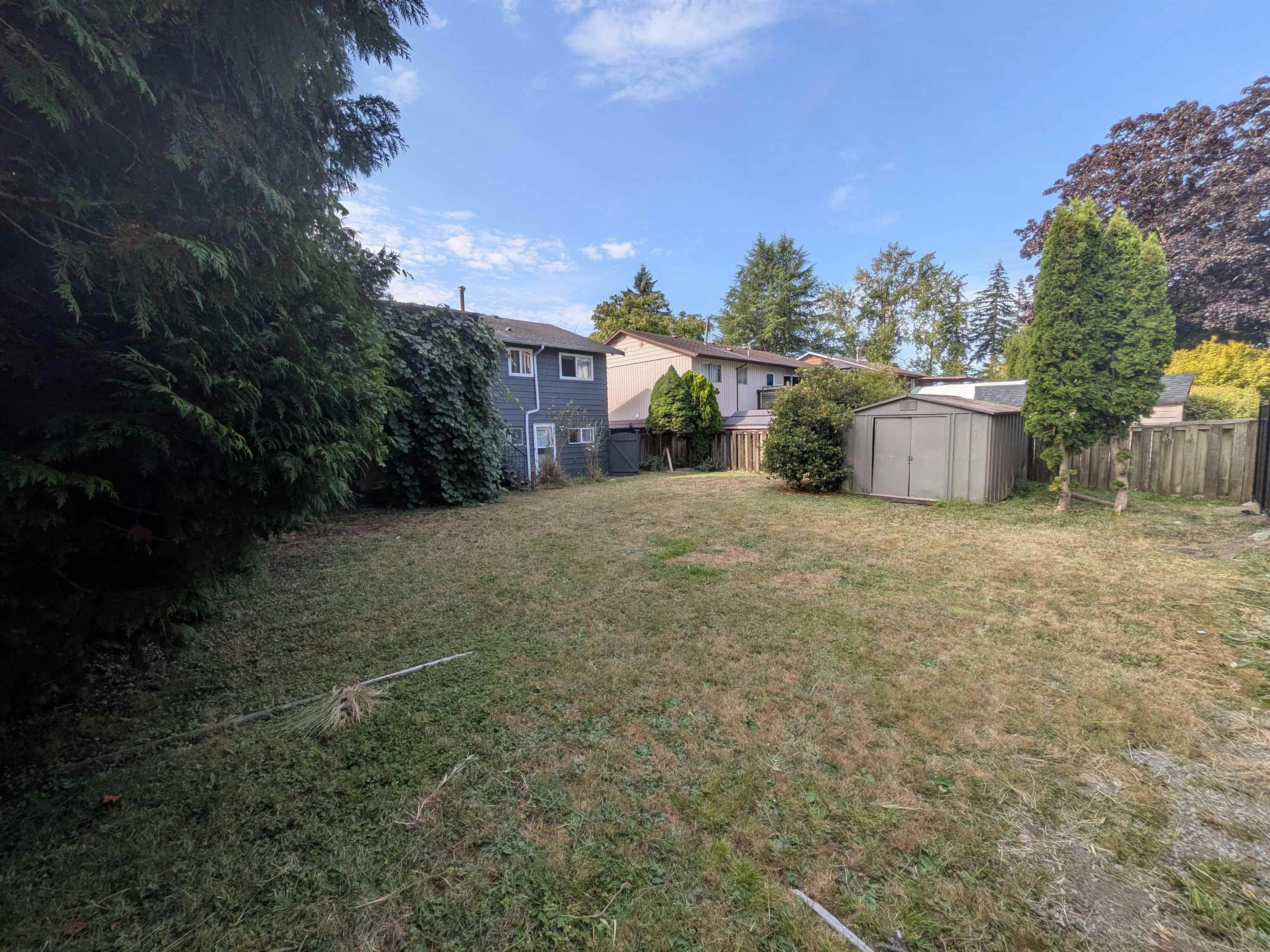 19751 54a Avenue - 5