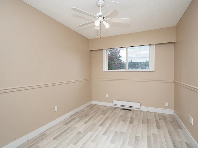 19751 54a Avenue, Langley, BC, V3A 3W4 - 12