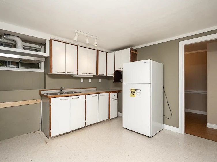 19751 54a Avenue, Langley, BC, V3A 3W4 - 15