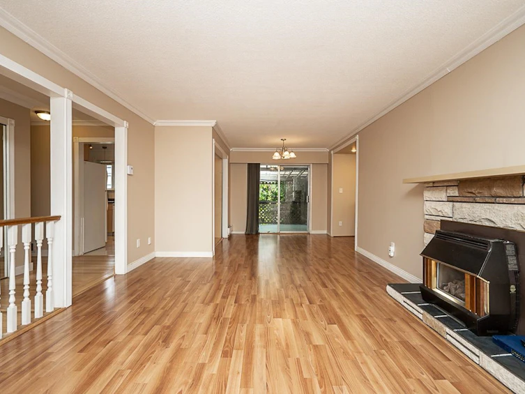19751 54a Avenue, Langley, BC, V3A 3W4 - 4