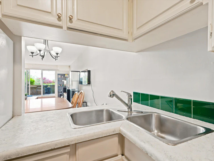 101-2240 Wall Street, Vancouver, BC, V5L 1B6 - 19