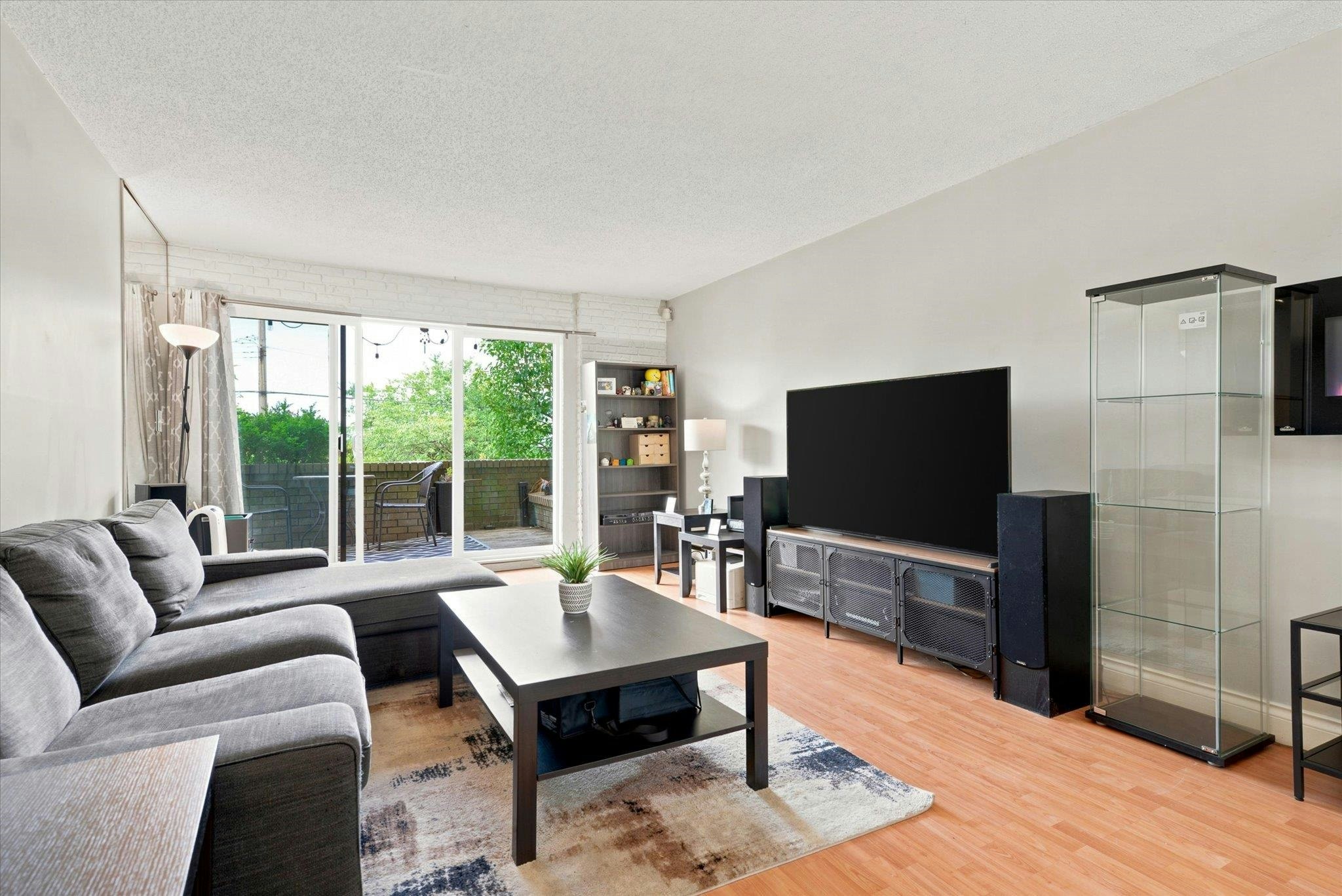 101-2240 Wall Street, Vancouver, BC, V5L 1B6 - 12