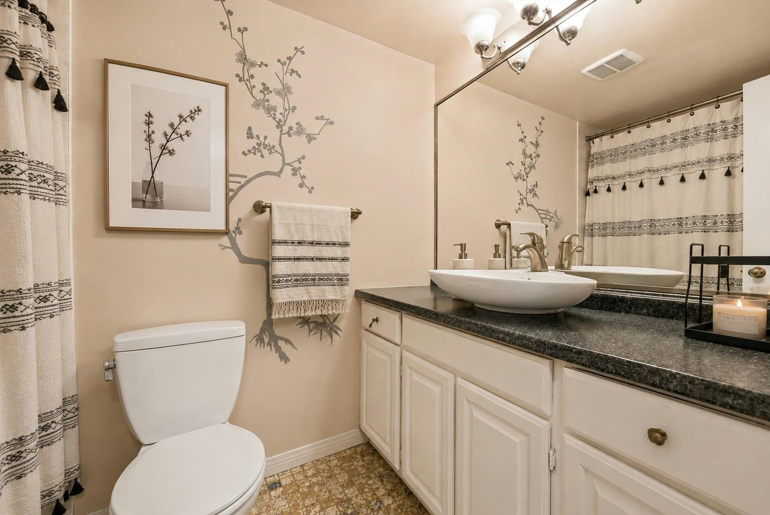101-2240 Wall Street, Vancouver, BC, V5L 1B6 - 7