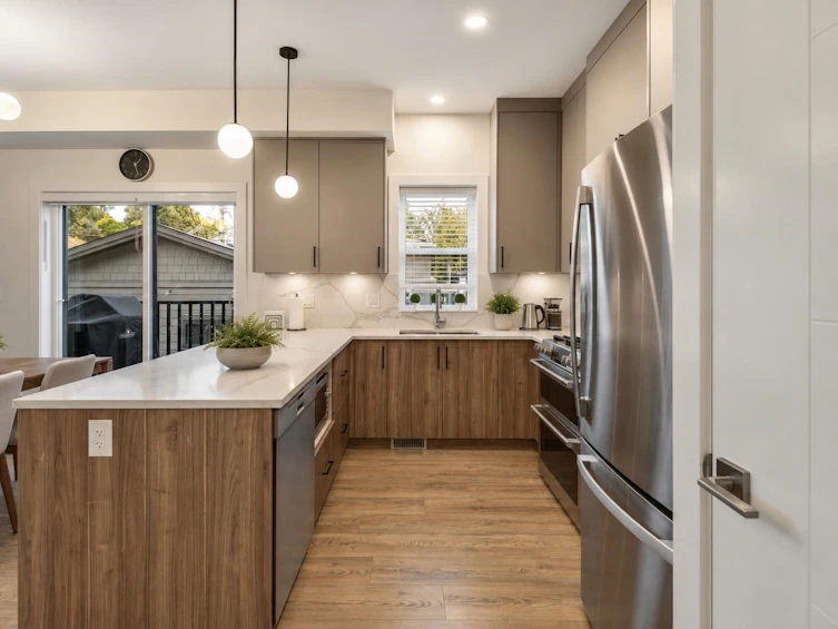 6280 Wales Street, Vancouver, BC, V5S 2R1 - 8