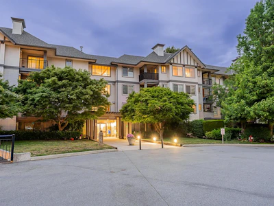 136-27358 32 Avenue - 2