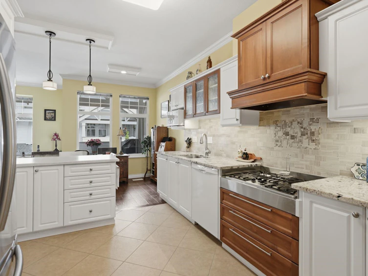 24-15037 58 Avenue, Surrey, BC, V3S 8Z5 - 6