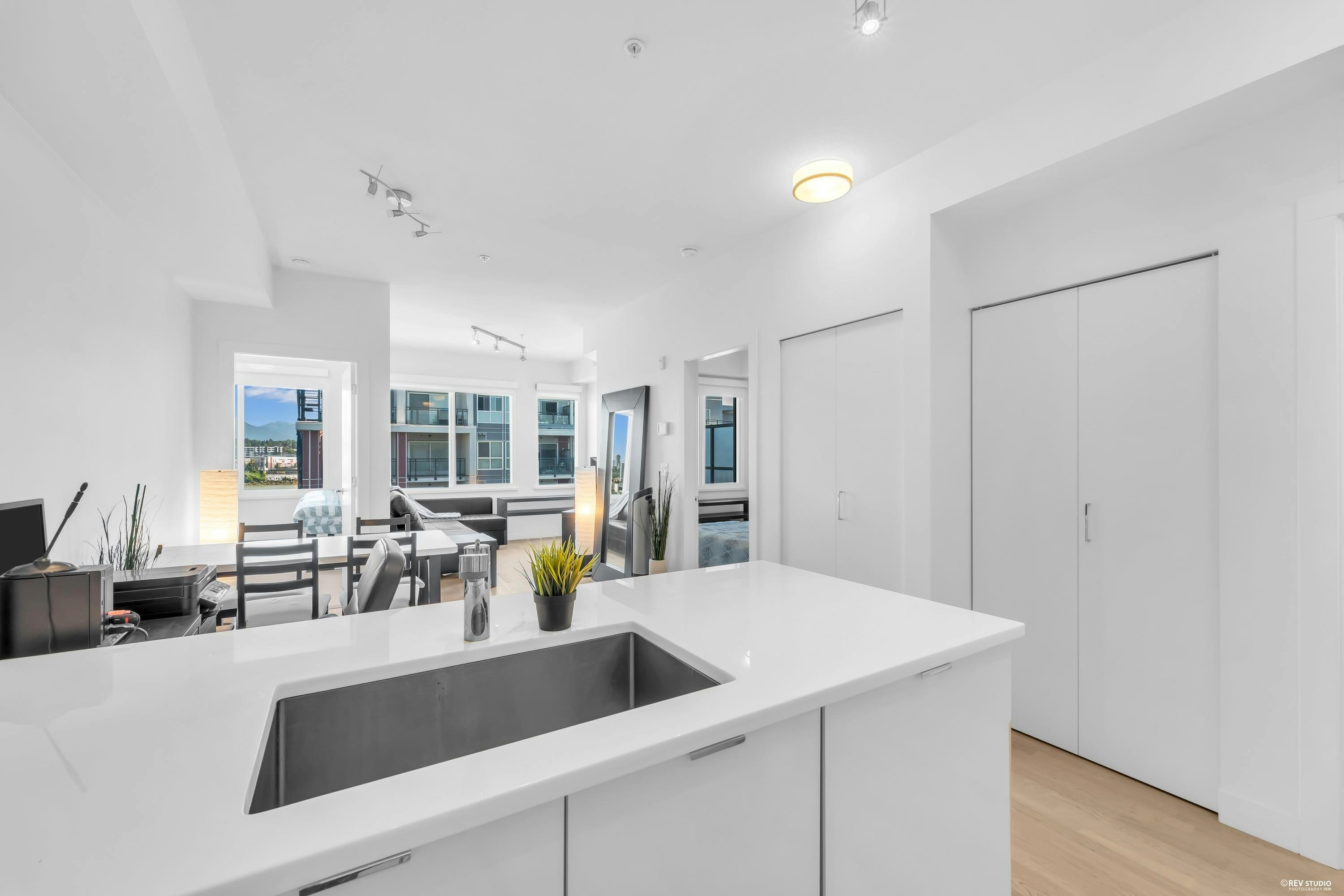 509-10011 River Drive - 4