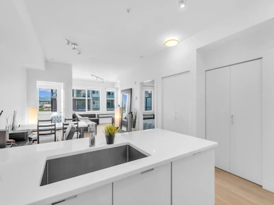 509-10011 River Drive - 4