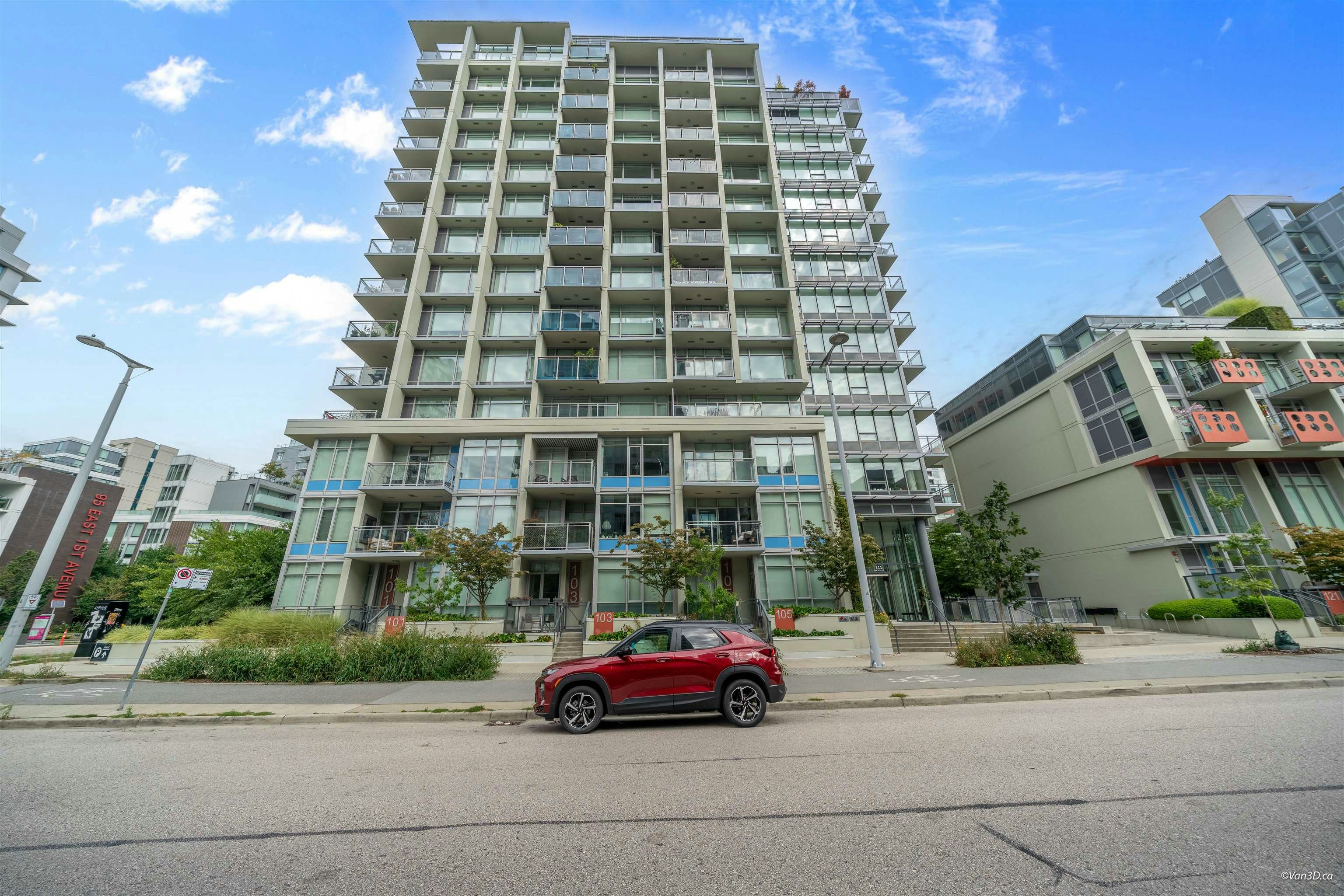 905-111 E 1st Avenue, Vancouver, BC, V6A 0E9