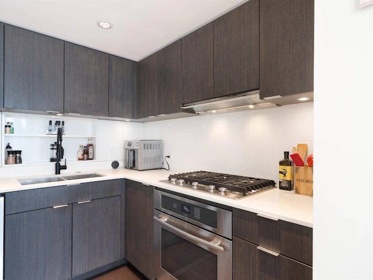 905-111 E 1st Avenue, Vancouver, BC, V6A 0E9 - 11