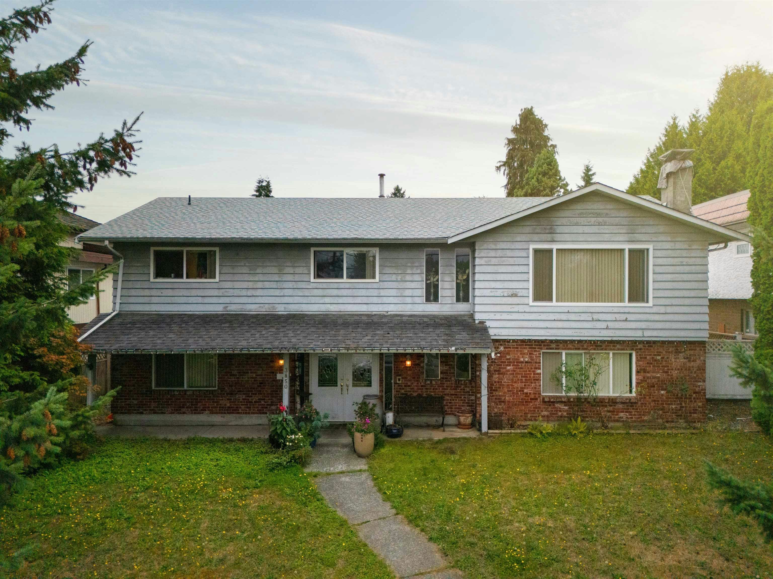 3850 Moscrop Street, Burnaby, BC, V5G 2C9
