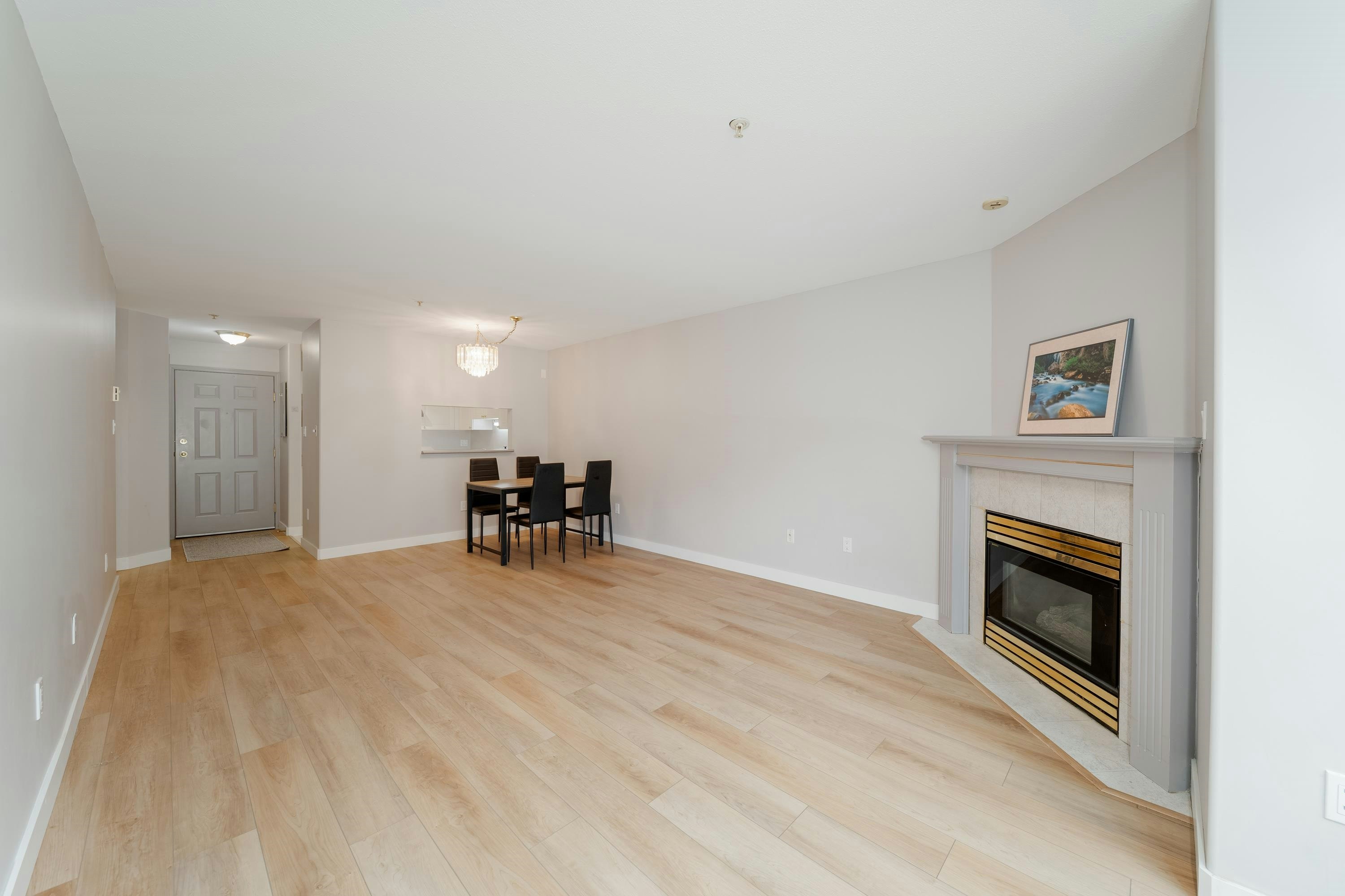 402-624 Agnes Street - 4