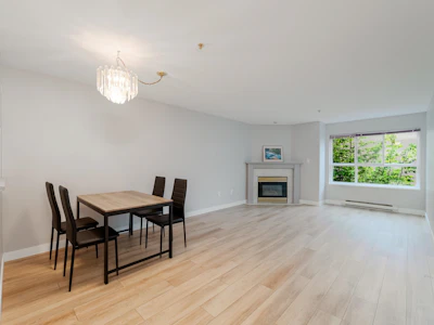 402-624 Agnes Street - 3