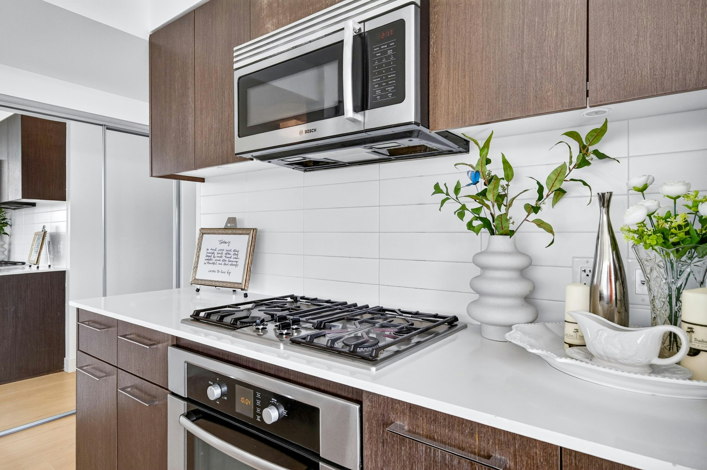 PH1-7988 Ackroyd Road, Richmond, BC, V6X 0K6 - 10