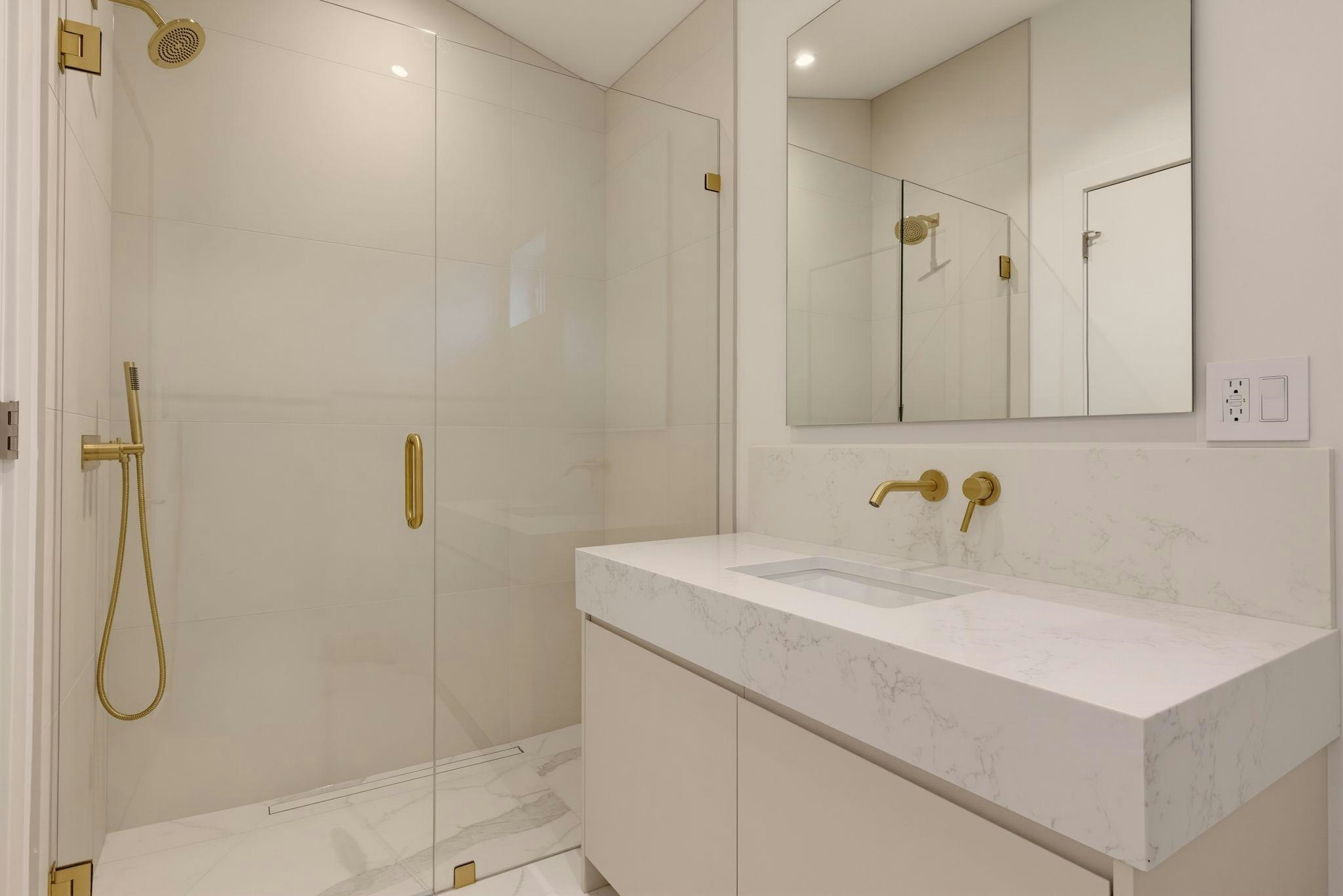 2-3617 W 12th Avenue, Vancouver, BC, V6R 2N5 - 22