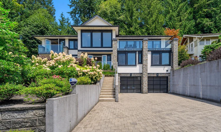 4816 Skyline Drive