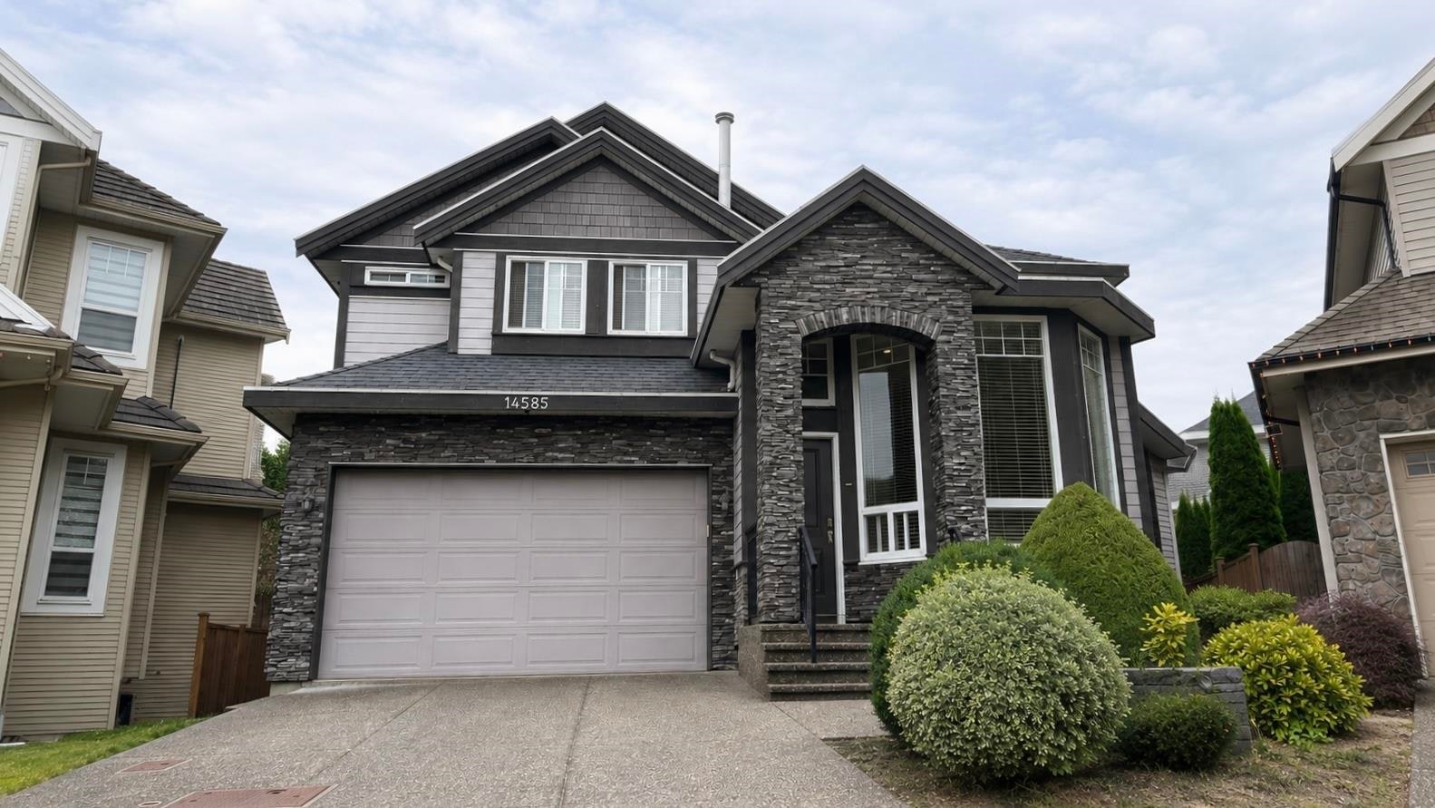 14585 59a Avenue, Surrey, BC, V3S 7B5